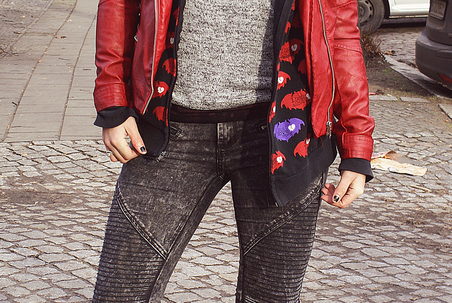 outfit, altfashion, alternative, punk, street, grey, divided, h&m, moto, jeans, biker, boots, street super shoes, sacha, clandestine industries, fall out boy, pete wentz, i love irony, creepers, underground, creeper, rot, red, lederjacke, beanie, nieten, spikes, winter, strick, herbst, knit, all over