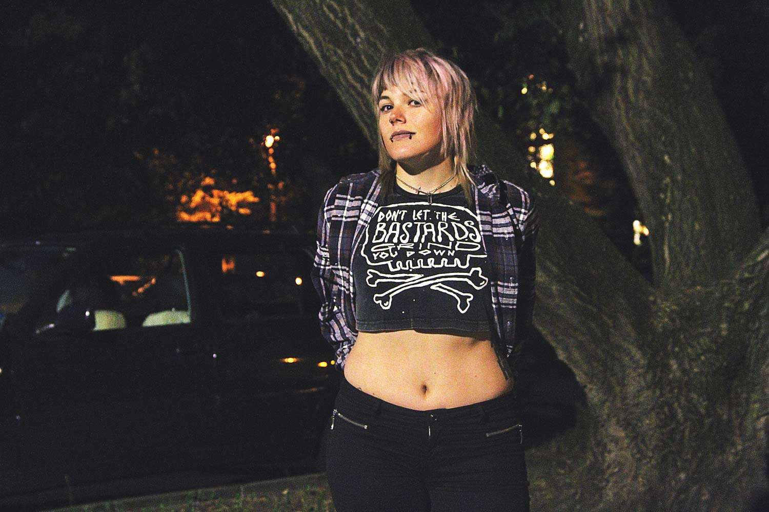 disturbia, flannel, olympia shirt, crop top, don't let the bastards grind you down, grunge fashion, alternative fashion, altfashion, ripped jeans, skull, destroyed, used, skinny eans, punk rock, candy cotton hair, babybangs