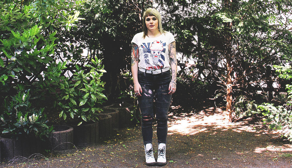 berlin, berlin fashion, berlin streetstyle, berlin fashion blogger, blogger, fashion blogger, punk, grunge, punk fashion, grunge fashion, alternative, alternative fashion, alternative girl, altgirl, snakebites, girls with piercings, scenehair, mode, alternative mode, punk mode, grunge mode, split hair, splithair, girls with tattoos, tattoomädchen, tattoomodel, berlin mode, alternative mode, punkmädchen, punk girl, japan, manga, only, unit, knochen, boney, boneyard moto, ripped jeans, zerrissene jeans, used, used look, doc martens, docs, dr martens, gürtel, primark
